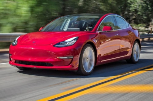 Обзор Tesla Model 3